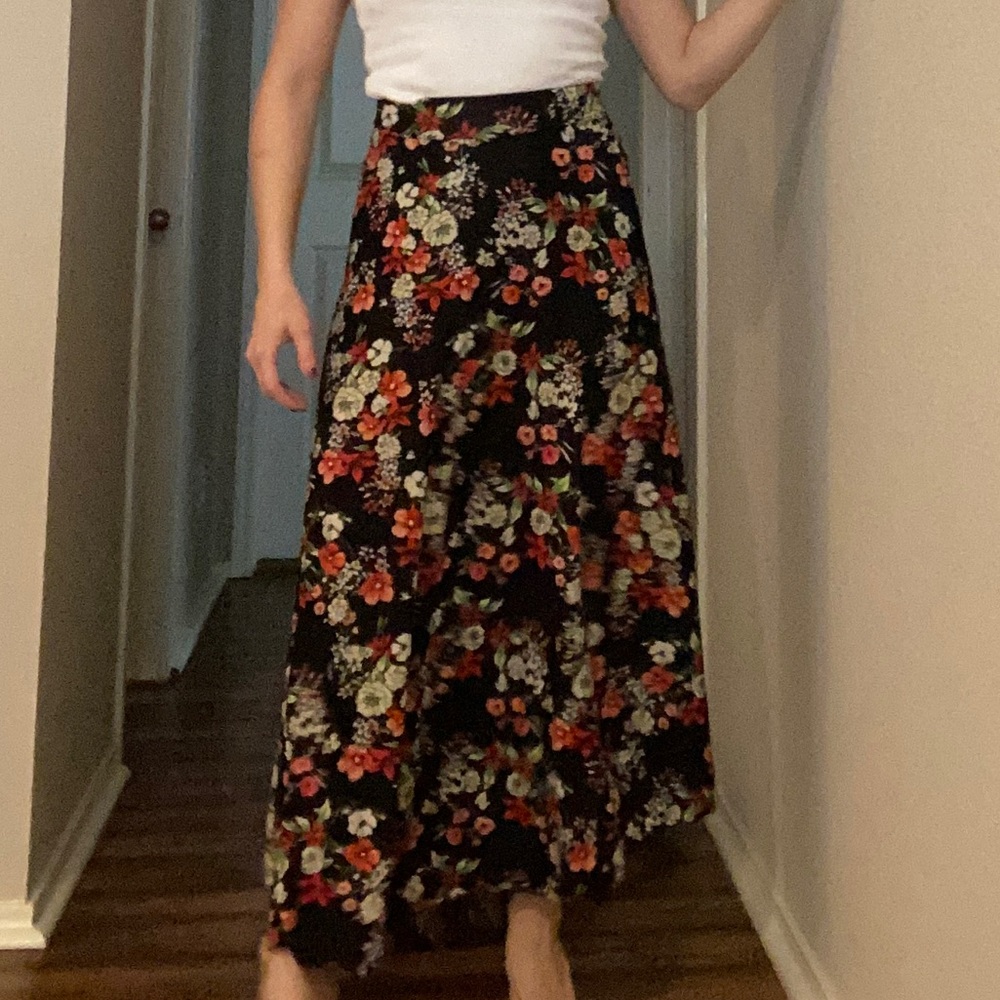 Floral maxi skirt